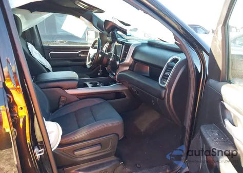 2021 Ram 1500 Big Horn 4X2 6'4 Box from USA, damaged, VIN 1C6RREMT1MN794375